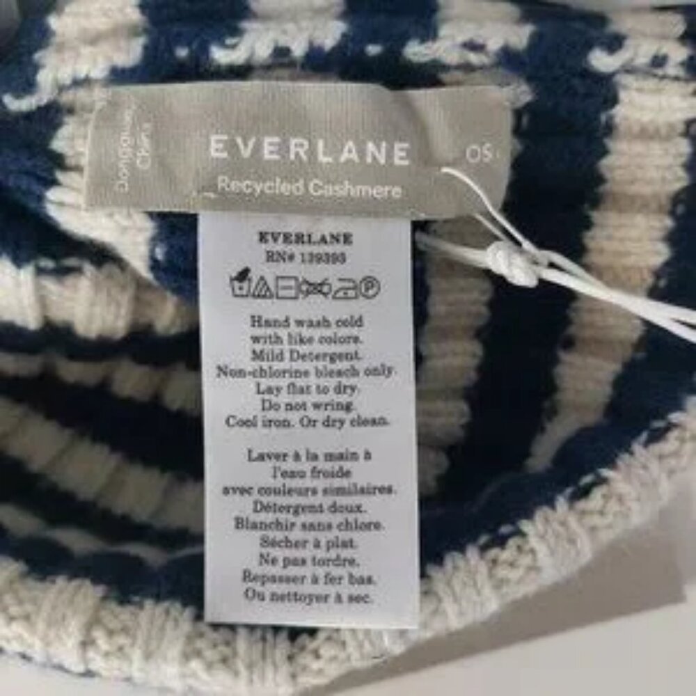 Everlane Cashmere Beanie Unisex NEW Navy White Striped Knit Hat Holiday Gift NWT - Picture 3 of 6